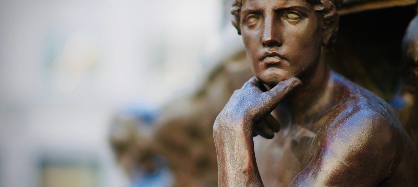 thinker statue